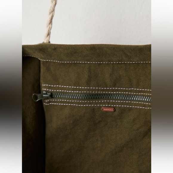 NWT Free People Been There Badge Tote Bag - One Size - Green - Picture 13 of 14